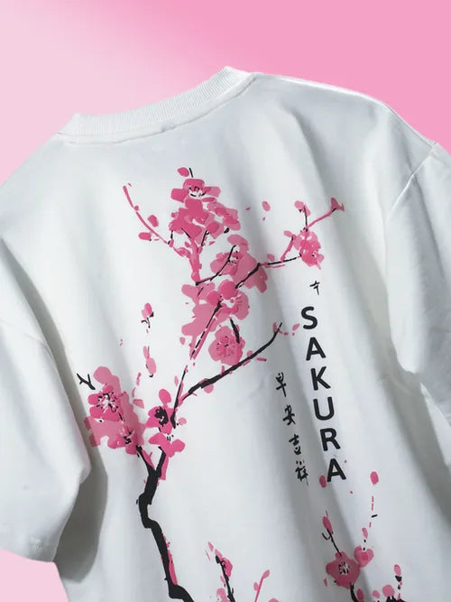 SAKURA NOCTURA