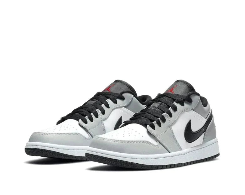 AIR JORDAN 1 LOW LIGHT SMOKE GREY