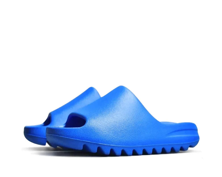 YEEZY SLIDES AZURE