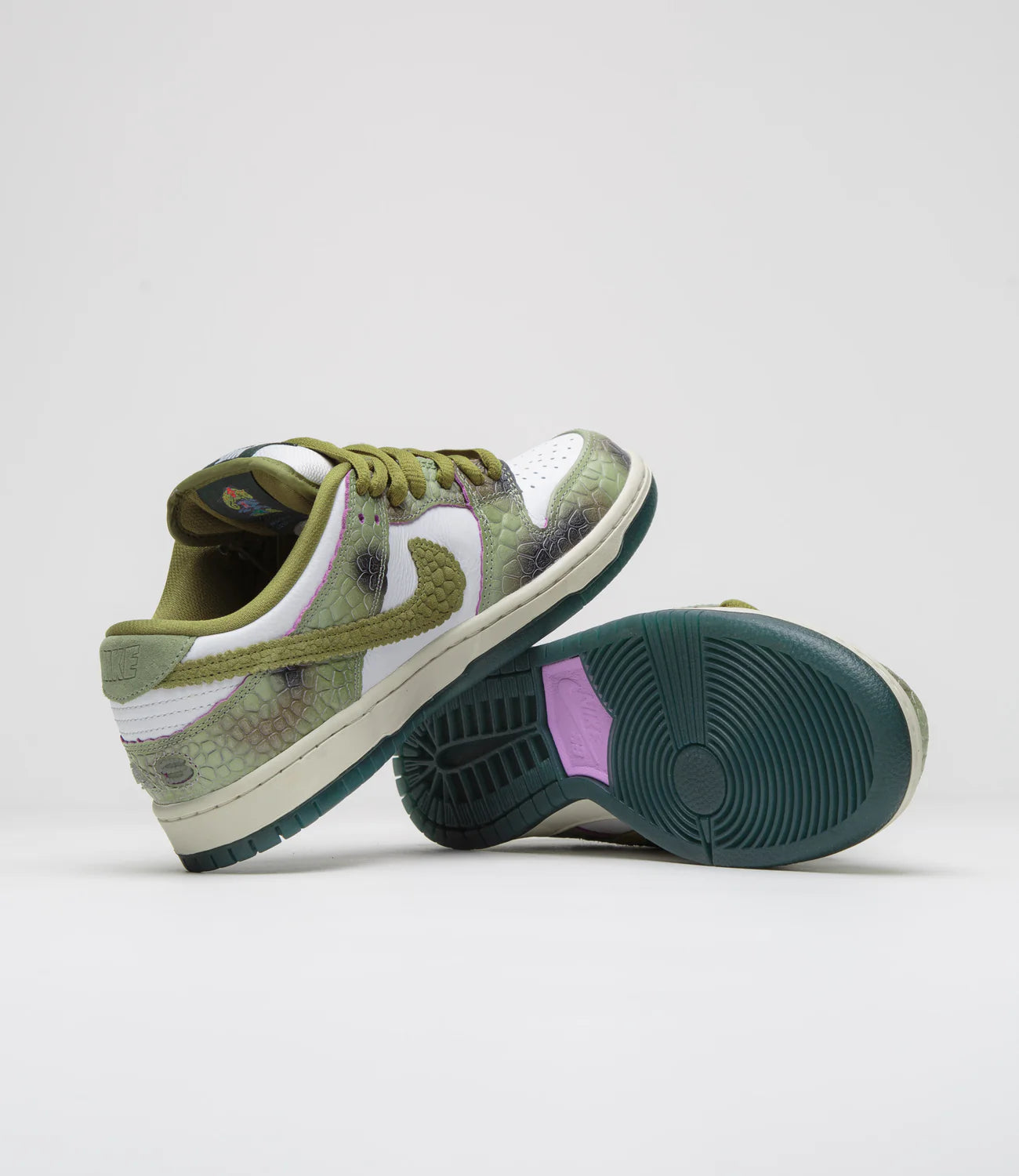 NIKE SB DUNK LOW ALEXIS SABLONE CHAMELEON