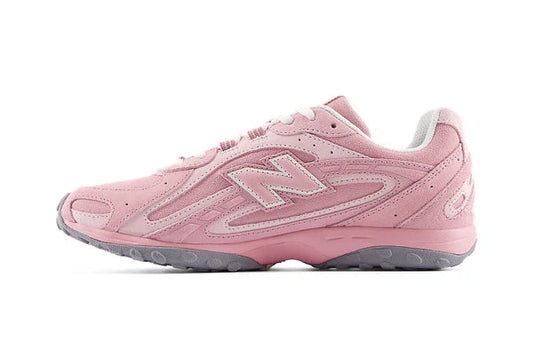 New Balance 204L Pastel Pink