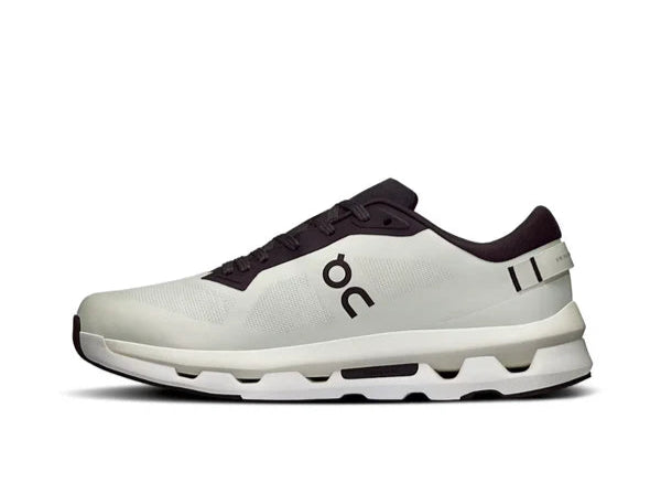 On Running Cloudzone Ice Black
