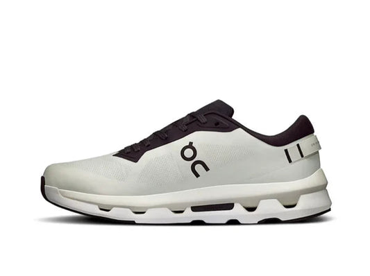 On Running Cloudzone Ice Black