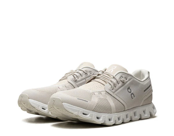 ON RUNNING CLOUD 5 PEARL WHITE (W)