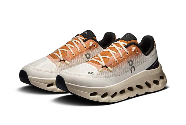 On Running Cloudtilt Ivory Almond (W)